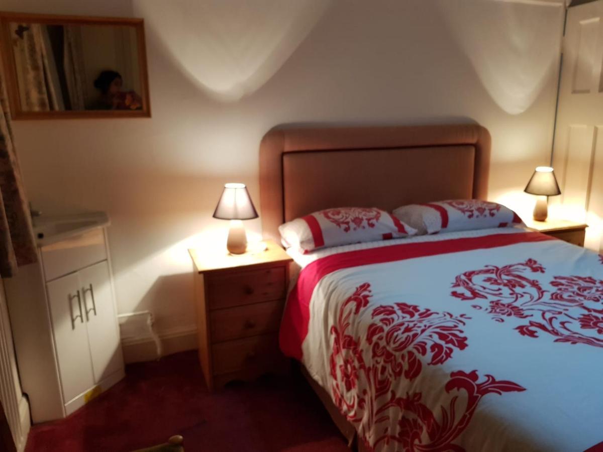 Guest House Ellipse - 핀칠리 외부 사진